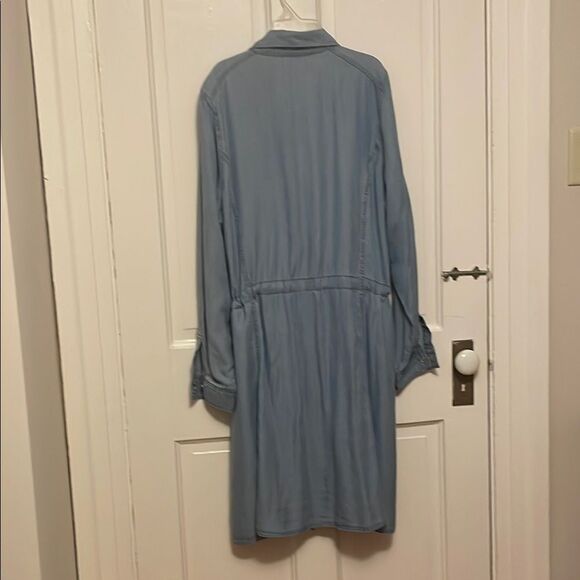 Light Denim colored Shirtdress, tie waist, long sleeved, side pockets - Picture 3 of 16